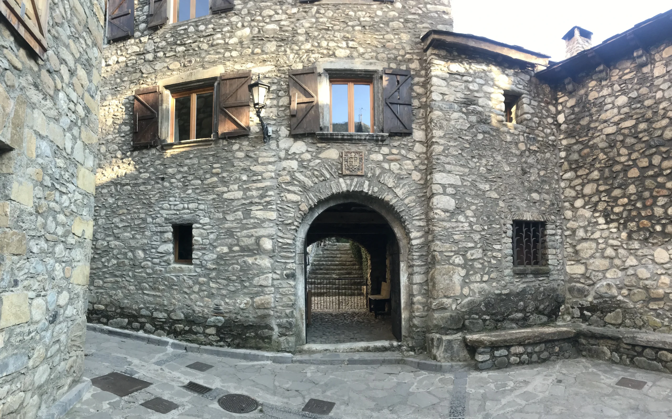 fachada desde la Iglesia